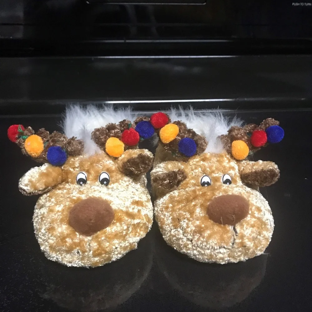 Santa's Best Reindeer slippers S/M